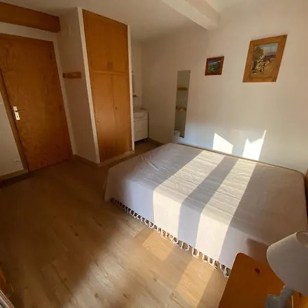 Apartment 2 Pieces A Meribel, Proche Piste Et Commerces, Avec Parking Et Casier A - Fr-1-411-717 *